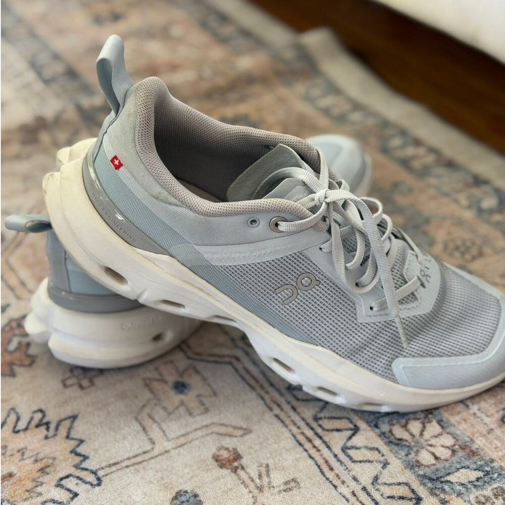 On Cloudpulse Next Women’s Running Shoes Gray Size 9.5